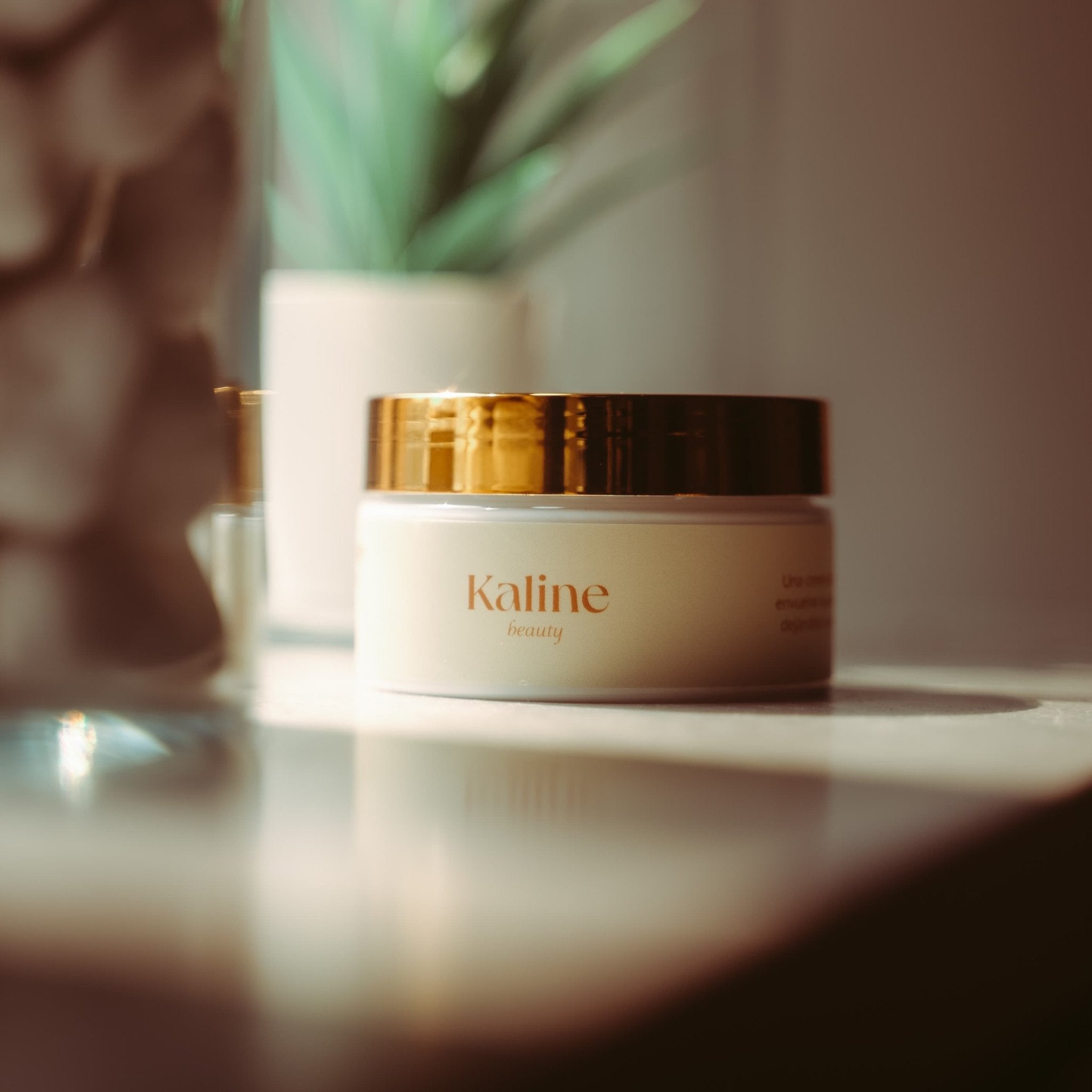 Crema Rejuvenecedora de Masaje Facial - Kaline Beauty